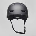 Load and play video in Gallery viewer, RAMPAGE skater bicycle helmet - Urban
